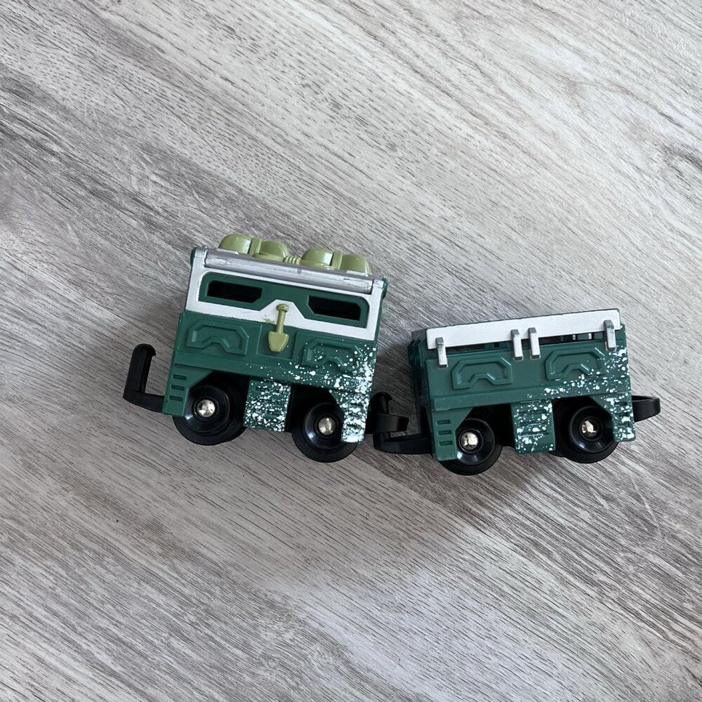 Fisher Price Geotrax Most Adventurous Team Alpine 2 Passenger Cars ONLY